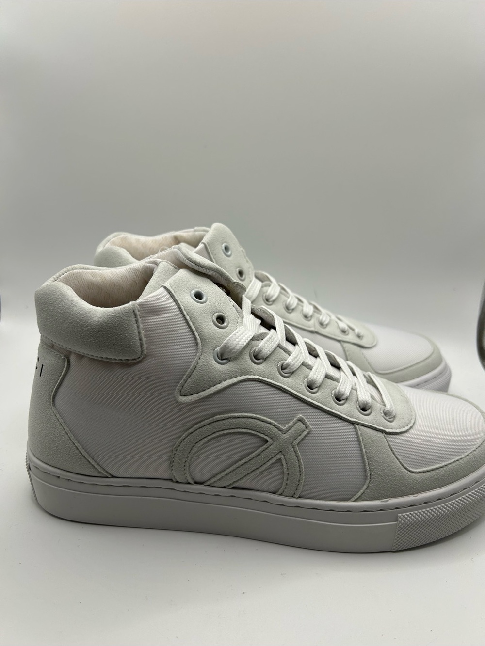 Loci style Eleven high top sneaker white and natural size 36